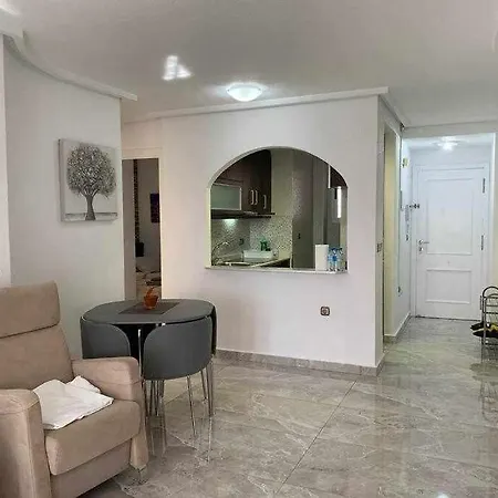 Precioso A 200 Metros Del Mar 托雷维耶哈